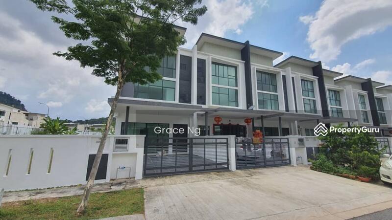 For Sale - New Launched 3sty Terrace House 20x65/20x70 @ Shah Alam